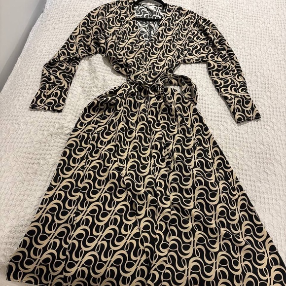 H&M Dresses & Skirts - Maxi Dress H&M Long Dress Evening Dress